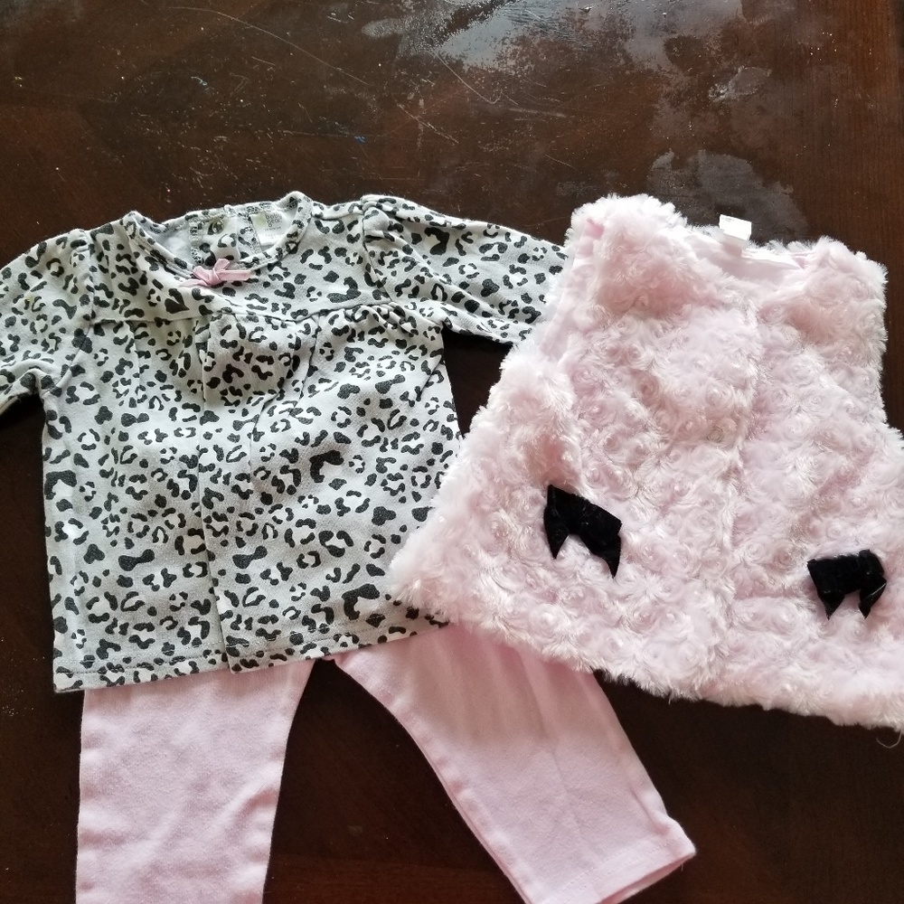 Baby gear outfit size 6/9 months